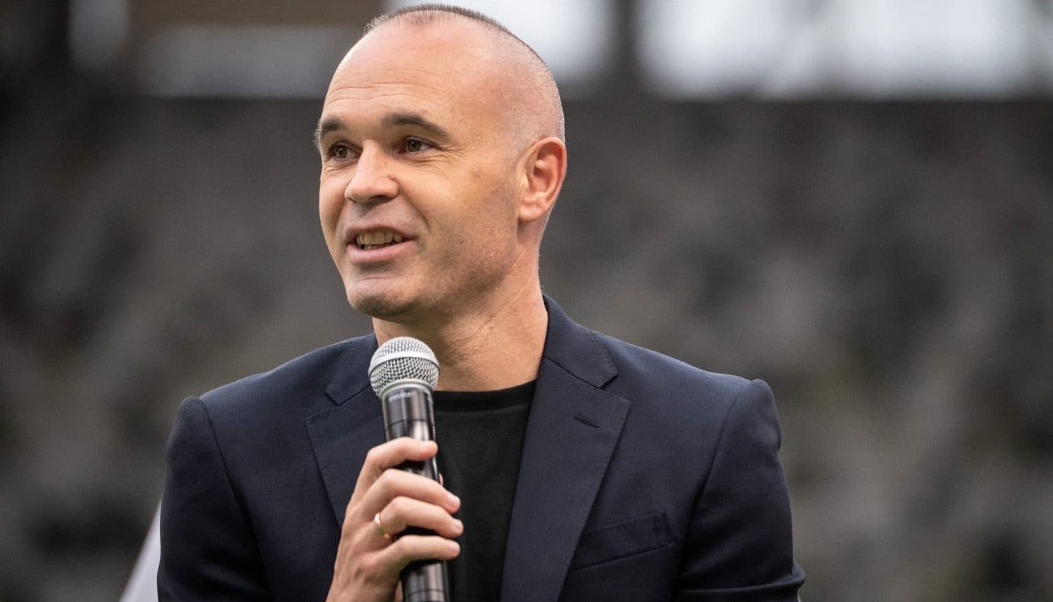 تبرئة أندريس إنييستا رسميًا من تهمة الاحتيال في بيرو وإغلاق القضية نهائيًا