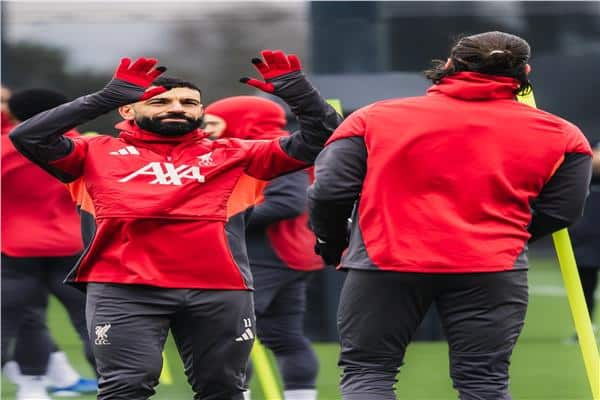 محمد صلاح ينتظم في مران ليفربول عقب أجواء رحيله المرتقبة – يلا لايف