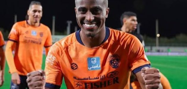 صراع ثلاثي على خدمات نجم الفيحاء المتألق