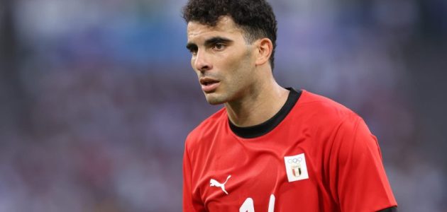 زيزو ينوي الاستمرار ضمن صفوف الأهلي