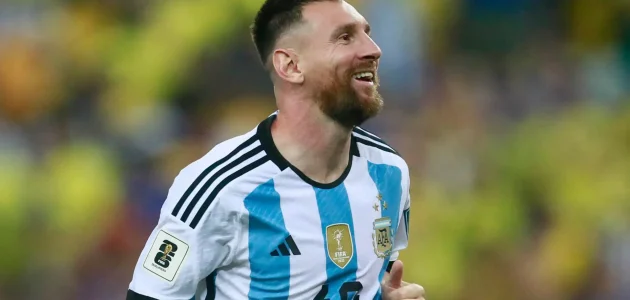سكالوني يكشف موقف ميسي من المشاركة في كأس العالم 2026 قبل مواجهة زامبيا الودية