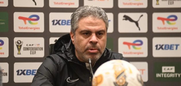 معتمد جمال يحاضر لاعبي الزمالك قبل مواجهة شباب بلوزداد في الكونفدرالية