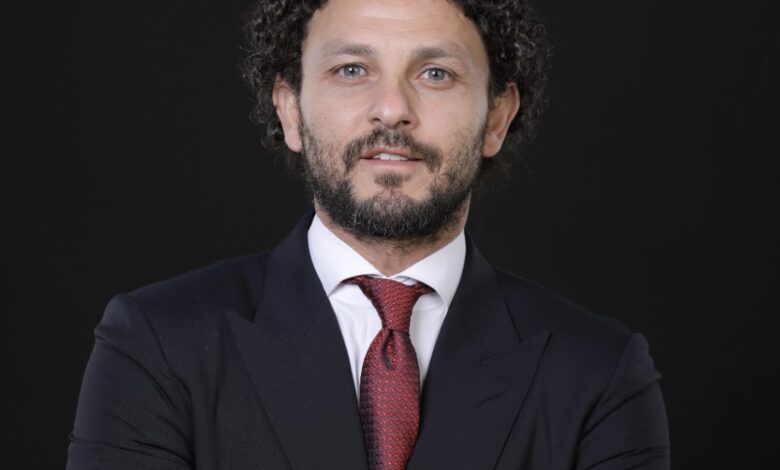 حسام غالي