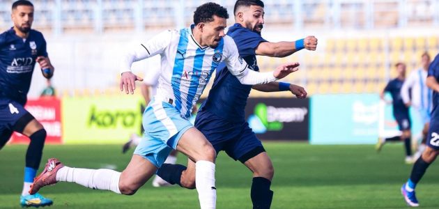 بيراميدز يتقدم بثنائية في الشوط الأول أمام إنبي – يلا لايف