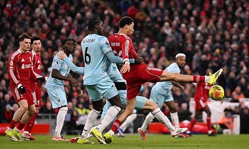 مامارداشفيلي يطمئن جماهير ليفربول بعد إصابته في ديربي الميرسيسايد – يلا لايف