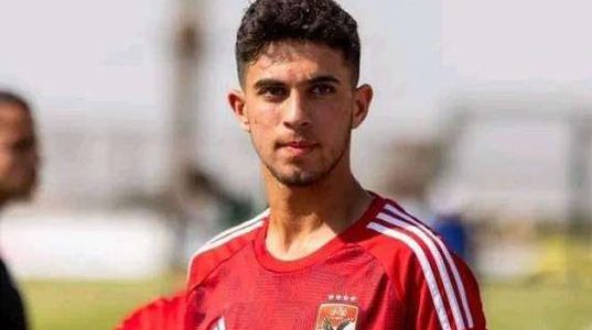 سيراميكا كليوباترا يتمسك باستعارة أحمد عابدين من الأهلي في الموسم الجديد